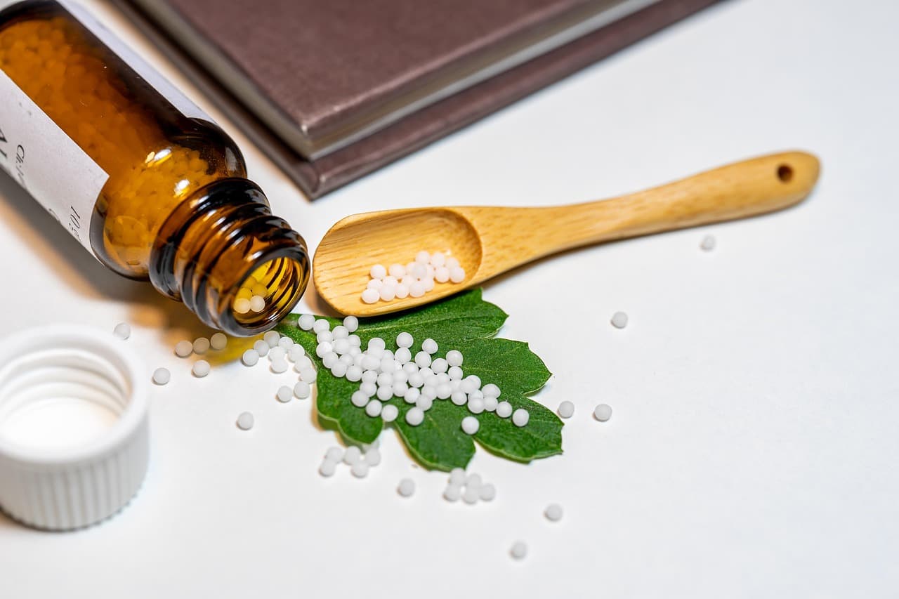 naturheilkunde-praxis-maureen-liebschner-zuerich-mikronährstoffe-homoeopathie-globuli-1